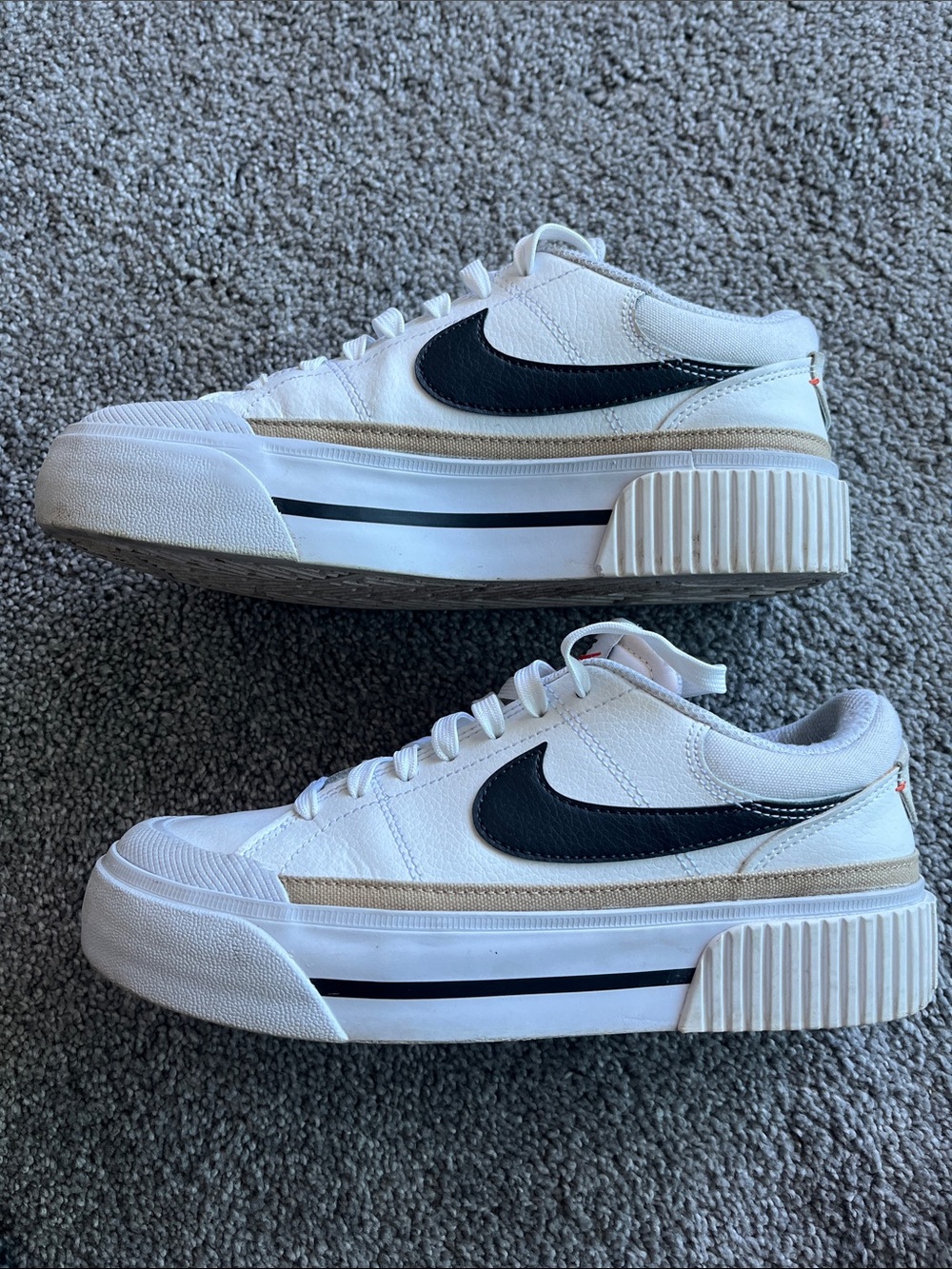Nike White Low-Top Sneakers with Black Swoosh and Red Logo - Picture 3 of 5
